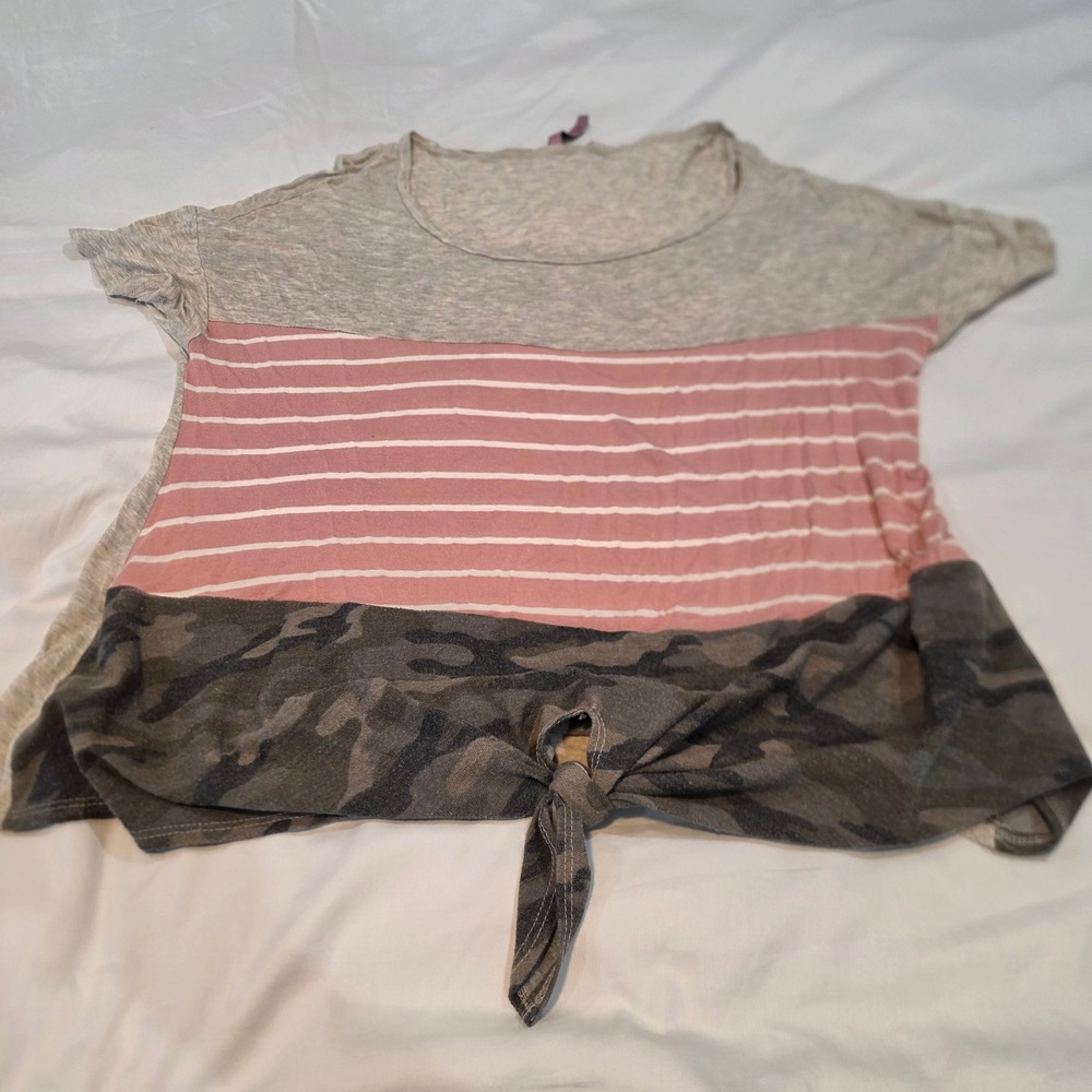 Top Girl Colorblock Tie Front Top Womens 2XL Pink Gray Camo Striped Excellent